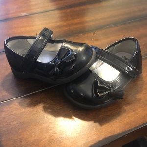 Childrens place black dress shoes